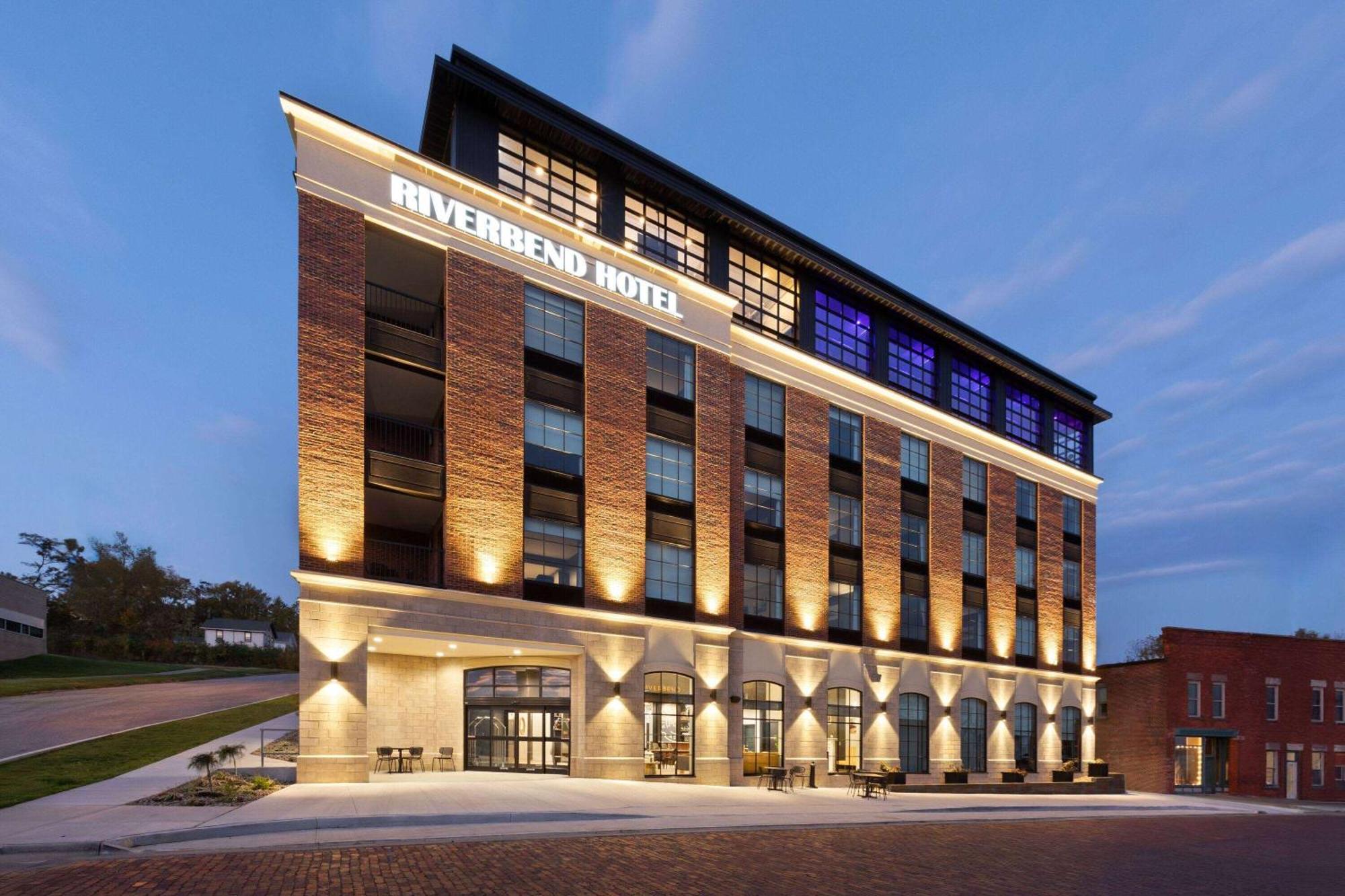 Riverbend Hotel And Suites, Trademark Collection By Wyndham Ashtabula Exterior photo